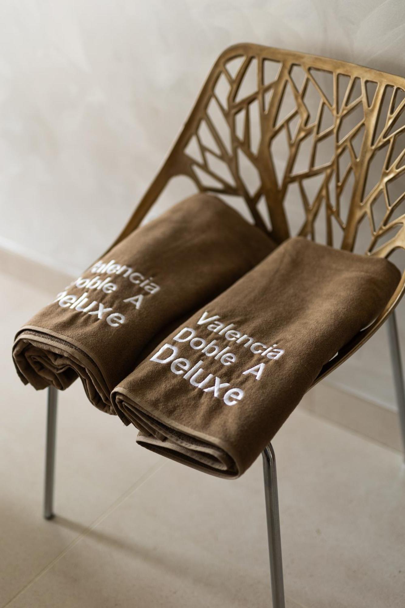 Valencia Doble A Deluxe Apartment Luaran gambar